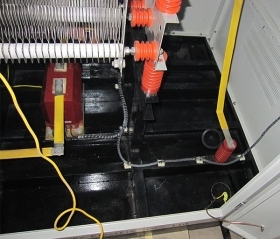 接地电阻柜广泛应用于电压调整结构